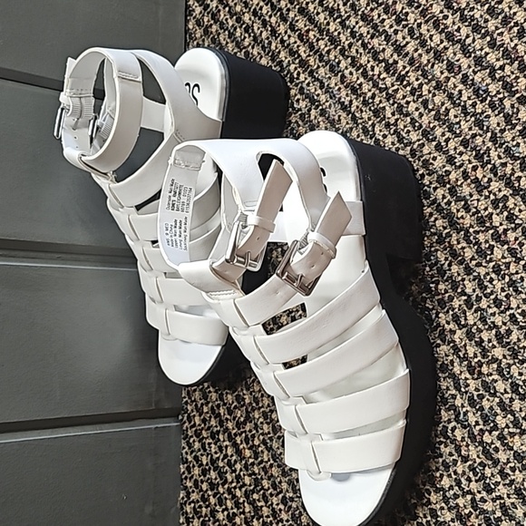 NWOB SO Sandle Heels size 9 - Picture 5 of 8